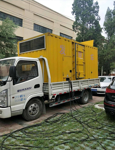 五峰发电车出租-柴油发电机组排烟系统设计要求及其考虑因素