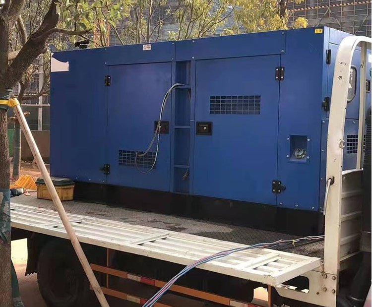 五峰柴油发电机组空气滤清器多久更换一次？