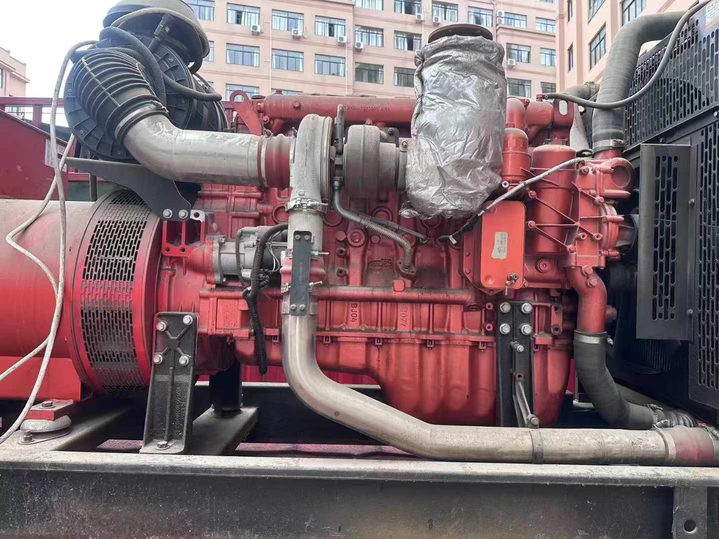 五峰如何选择适合 600kW 柴油发电机组的过载保护器？