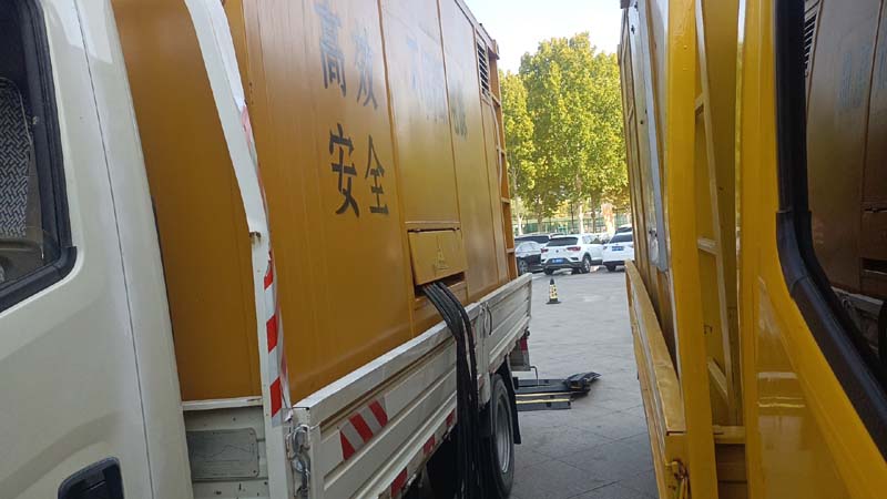 五峰如何判断柴油发电机组和UPS电源的切换时间是否符合要求？
